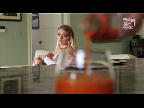 ❤️ Թեժ աղջիկը մեծ կրծքերով և կիպ փիսիկով աքաղաղ է ստանում պարտվողից, բայց շատ դժվար ❌ Դժվար պոռնո մեզ մոտ ❤