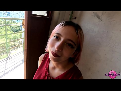 ❤️ Ուսանող Զգացմունքային ծծում է օտարին ծայրամասում ❌ Դժվար պոռնո մեզ մոտ ❤